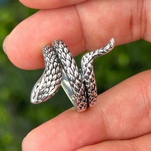 Sterling Silver Snake Ring: Unisex Serpent Jewelry
