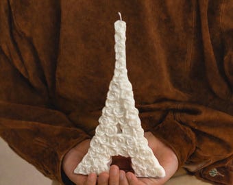Eiffel Tower Candle: Sparkling Parisian Home Decor