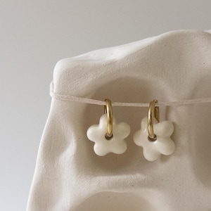 Ceramic Daisy Charms Hoop Earrings