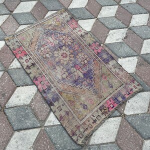 Small Vintage Turkish Rug: Pale Purple Organic Cotton Bath Mat (2.3 x 3.7 ft)
