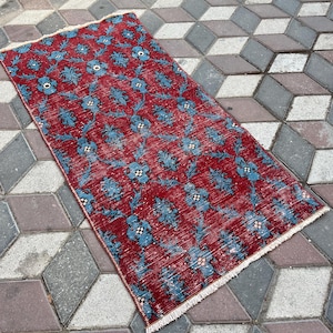 Vintage Turkish Oushak Runner Rug: 5.4x2.6 ft, Burgundy Floral Carpet