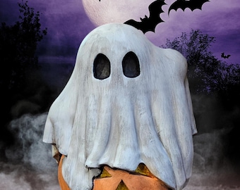 Little Ghost and Pumpkin