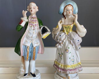 Vintage Porcelain Colonial Figurines – Hand-Painted Rococo-Style Couple