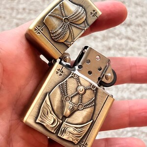 Vintage style Feuerzeug - BDSM - Brandneu - Nachfüllbar - Luxuriös - Stilvoll - Bestes Geschenk Bild 2