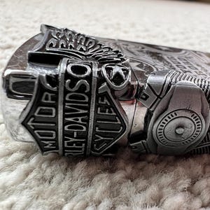 Harley Davidson-aansteker zilver gloednieuw!