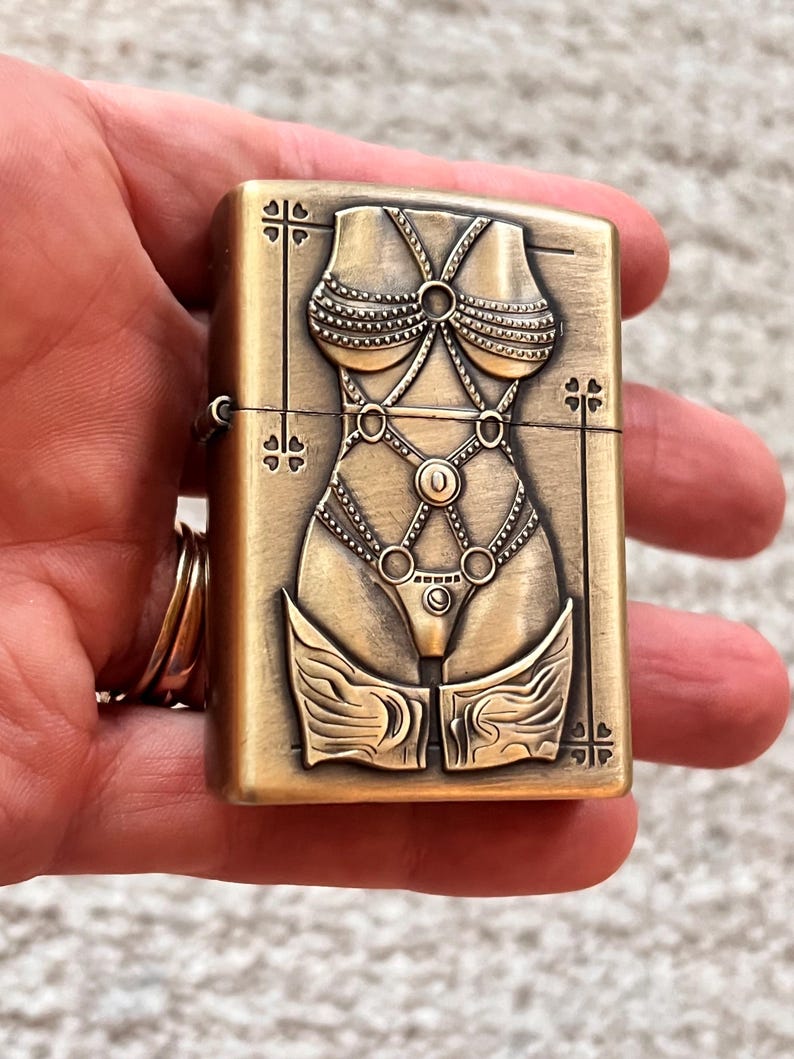 Vintage style Feuerzeug - BDSM - Brandneu - Nachfüllbar - Luxuriös - Stilvoll - Bestes Geschenk Bild 1