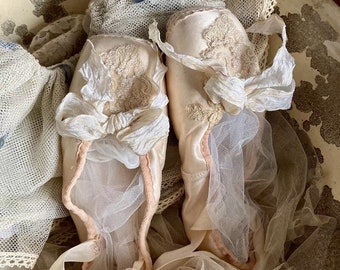 Soft Lace Ballerina Pink Ballet Flats - Ethereal Elegance