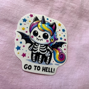 Freches Skelett Einhorn Sticker | Go To Hell Regenbogen Aufkleber