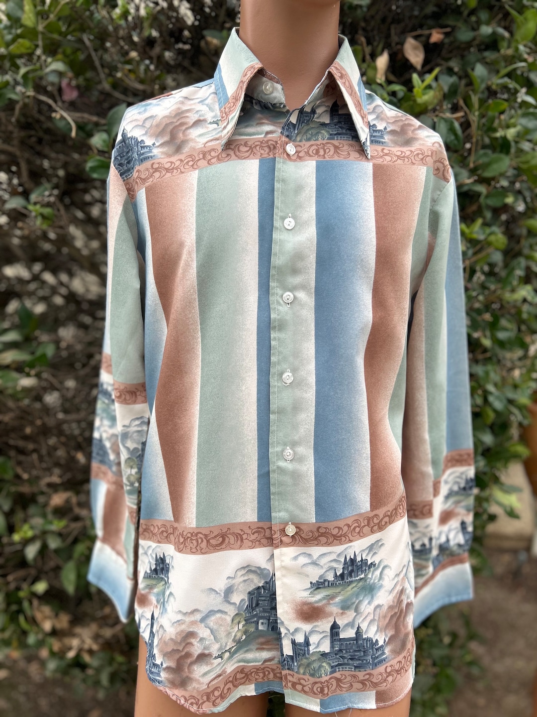 Vintage 1970s Chemise Et Cie Mans Disco Shirt W Castles Size Large