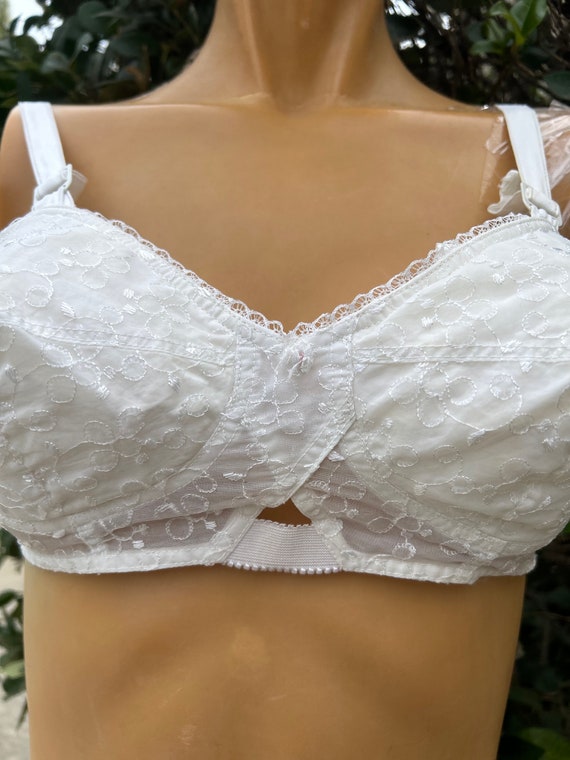 Vintage 1950s Charmode Bra Bust 34” A Pretty Embr… - image 5