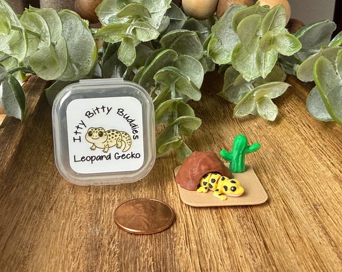 Miniature Leopard Gecko Playset: Itty Bitty Buddies 3D Printed Desk Pet Reptile Fidget Toy