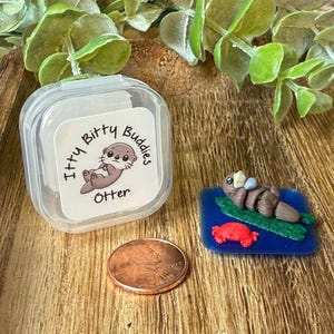 Miniature Otter Playset: Itty Bitty Buddies 3D Printed Tiny Desk Pet Animal Fidget Toy