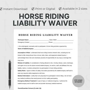 Puede incluir: Una plantilla en blanco y negro de renuncia de responsabilidad para montar a caballo. El documento incluye secciones para la información del participante, la asunción de riesgos, la exención de responsabilidad y las normas de seguridad. Un bolígrafo negro está a la izquierda.