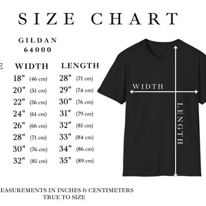 Puede incluir: Tabla de tallas para camisetas Gildan 64000, que muestra las medidas en pulgadas y cent&iacute;metros para las tallas S a 5XL. La tabla incluye las medidas de ancho y largo.