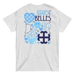 Camiseta con collage Belles Spirit de Saint Mary’s College