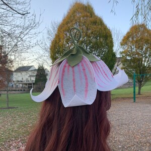 Blütenhut weiß rosa Blütenkelch Feenkern Elfenkostüm Renaissance-Jahrmarkt