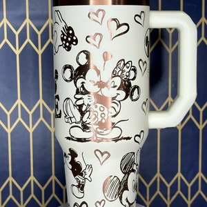Disney Love Tumbler - Mickey and Minnie Embracing by the Castle