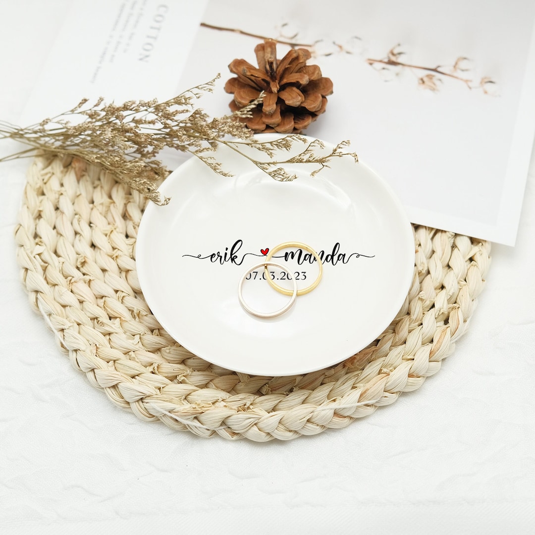 Personalized Ceramic Ring Dish: Custom Couple Name, Wedding Gift - Etsy