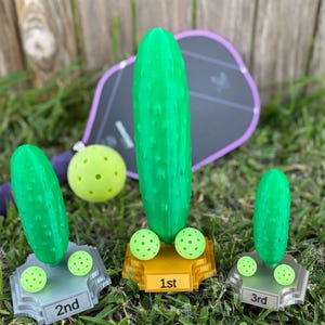 Puchar Pickleball – Nagroda Funny Pickle za 1., 2. lub 3. miejsce | Pionowy Pickle z kulkami | Nagroda Pickleball dla Big Dink Energy