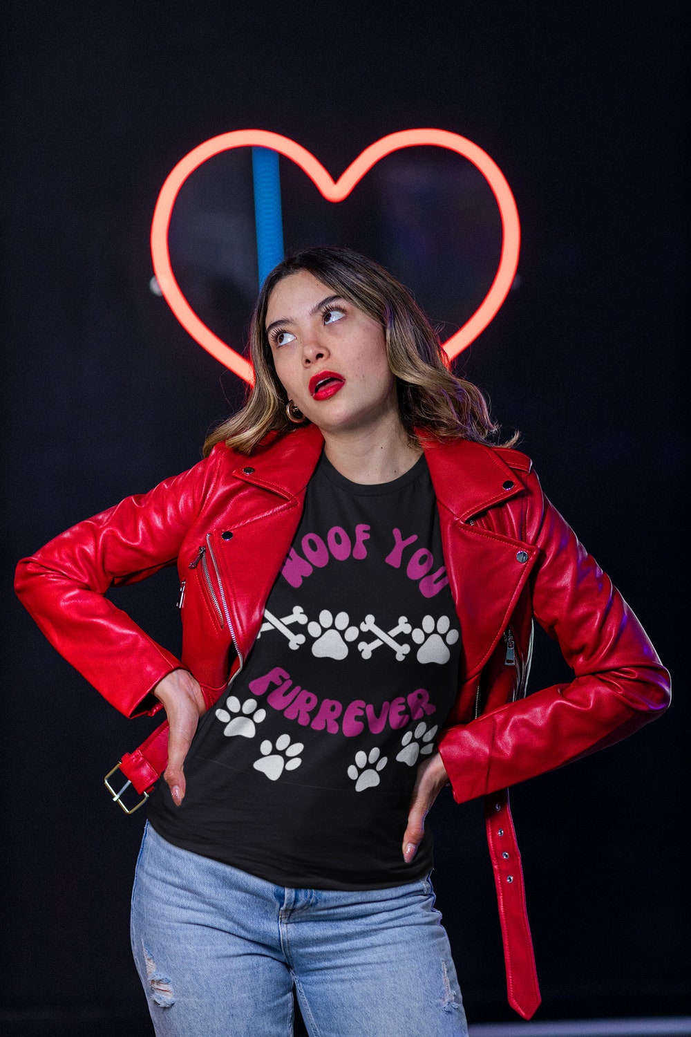Xoxo Paw Shirt, Dog Valentine'S Day T-Shirt, Dog Lover Valentine'S Day Tee, Gift For Valentine'S Day, Dog Owner Gift, Gift For Animal Lover Onlytee