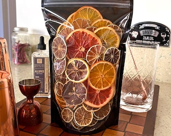 Resealable Citrus Bag - 100+ Piece Dehydrated Citrus Wheels - Dried Citrus Garnish - Food / Drink Garnish / Decor - Citrus Potpourri