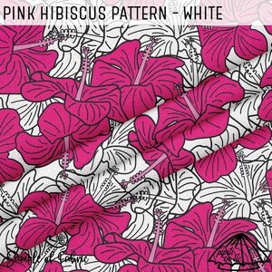 Puede incluir: Un patr&oacute;n sin costuras con flores de hibisco rosas sobre un fondo blanco. Las flores est&aacute;n delineadas en negro y tienen un dise&ntilde;o detallado. El patr&oacute;n es perfecto para telas, papel tapiz u otros proyectos decorativos.