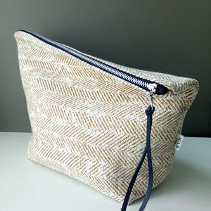 knitting project bag medium zip project bag sustainable high quality fabric gift for knitter teacher gift zipper bag