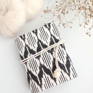 linen interchangeable knitting needle case/needles stay in place/ gift for knitter interchangeable knitting needle organiser 16slots