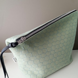 knitting project bag zipper project bag sustainable high end fabric gift for knitter mother&#39;s day gift zipper project bag