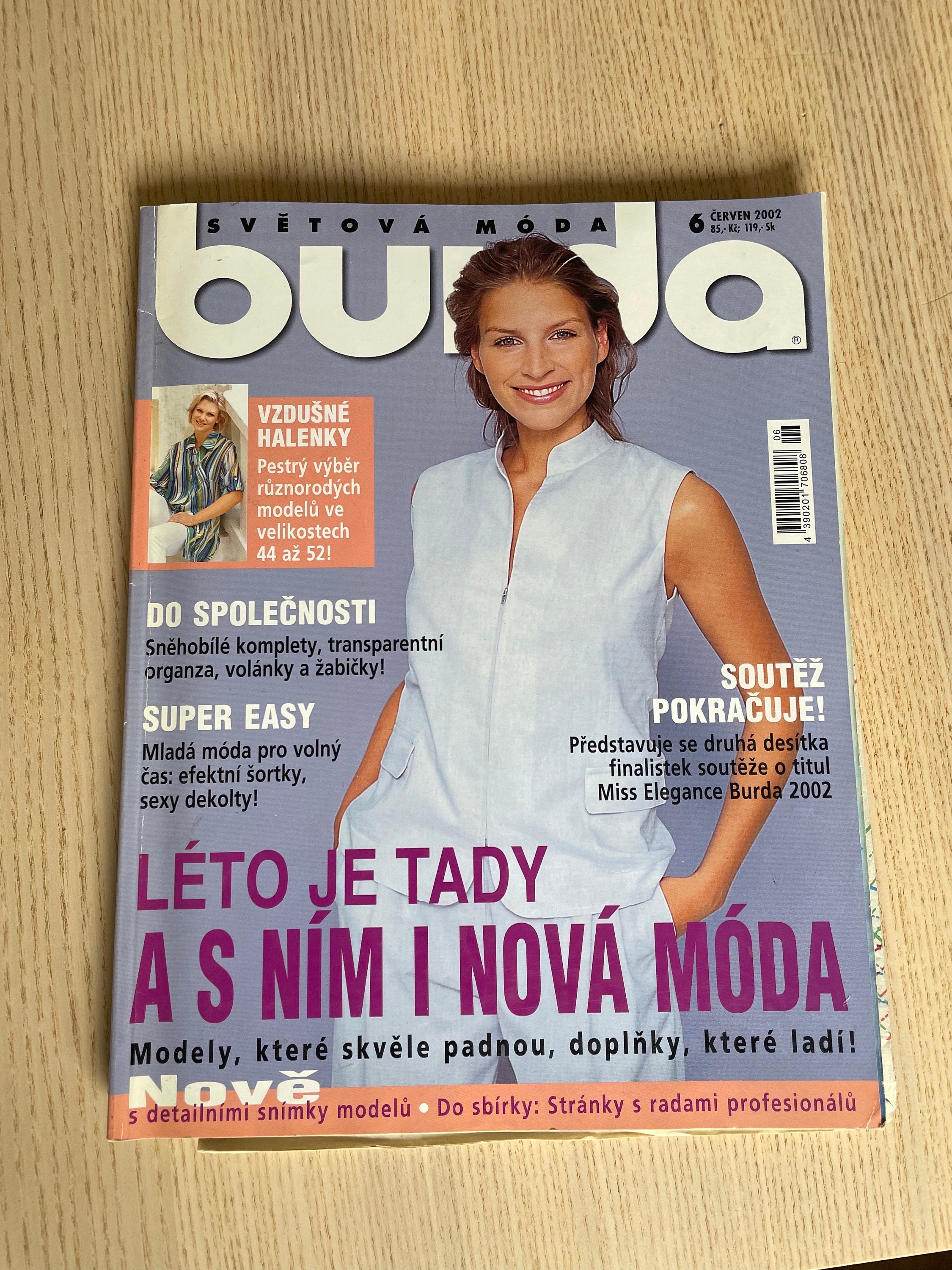 Magazine Burda Duo Chic - Blanc Et Noir Tendance St Tropez - Numéro 29 De 2002 - Occasion