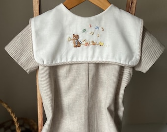 Teddy Bear Hand Embroidered Kids Linen Romper , 1st Birthday Outfit, Smash Cake Photoshoot Outfit, Baby Boy 1st Birthday Outfit