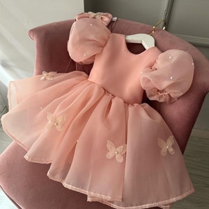 Robe poudré papillon bébé fille, Robe 1er anniversaire, Robe de demoiselle d'honneur poudré, Pour une occasion spéciale, Robe de soirée pour tout-petit image 2