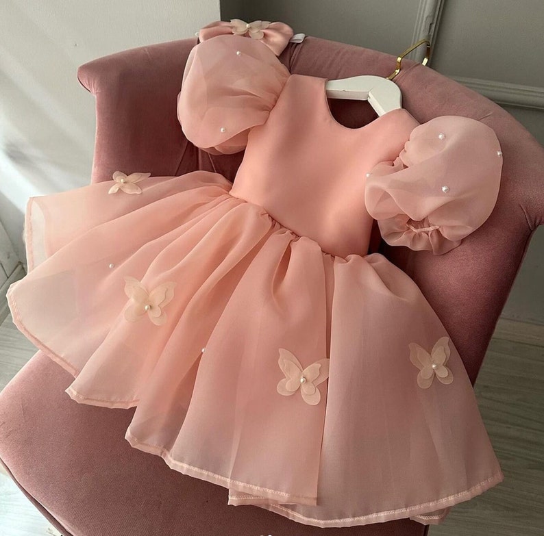 Robe poudré papillon bébé fille, Robe 1er anniversaire, Robe de demoiselle d'honneur poudré, Pour une occasion spéciale, Robe de soirée pour tout-petit image 4