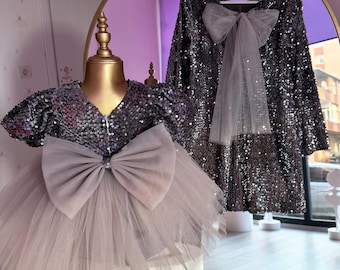 Vestido de tutú con lentejuelas a juego: atuendo de cumpleaños para madre e hija