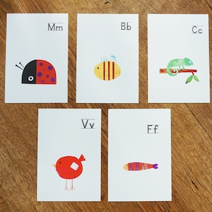 Lot de cartes postales de 5 animaux MELAdi - motifs alphabet faits à la main en impression gel à suspendre, à offrir en cadeau 12 x 17,5 cm