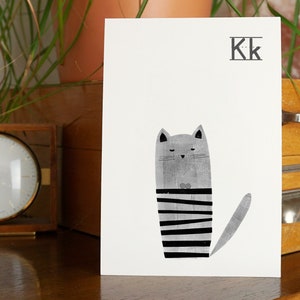 Postkarte MELAdi cat - alphabet handgemachte Motive aus Gel-Print zum Aufhängen, verschenken 12 x 17.5 cm