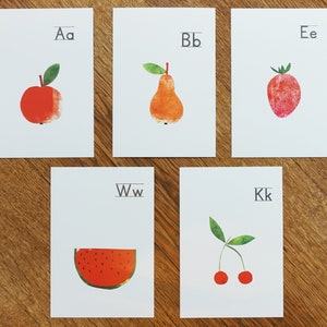 Postkarten 5er Set MELAdi fruit - alphabet handgemachte Motive aus Gel-Print zum Aufhängen, verschenken 12 x 17.5 cm