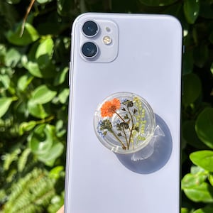 Handmade Forget Me Not Phone Grip Holder, Dried Flower Phone Grip, Phone Charm, Phone Grip, Pressed Flower Phone Grip, Christmas Gift