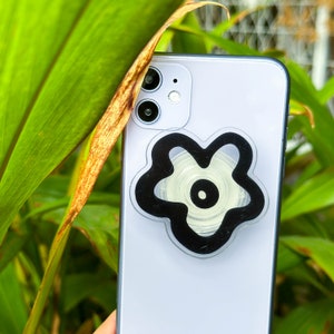 Single Solid White Black Colour Flower Phone Grip, Green Brown Purple Round Resin Phone Grip, Magnetic Mobile Phone Stand, Cute Phone Grip Black