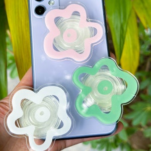 Single Solid White Black Colour Flower Phone Grip,  Green Brown Purple Round Resin Phone Grip, Magnetic Mobile Phone Stand, Cute Phone Grip