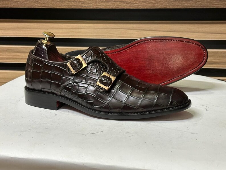 Experience Refinement: Handmade Brown Leather Alligator Texture Double Monk Shoes for Men