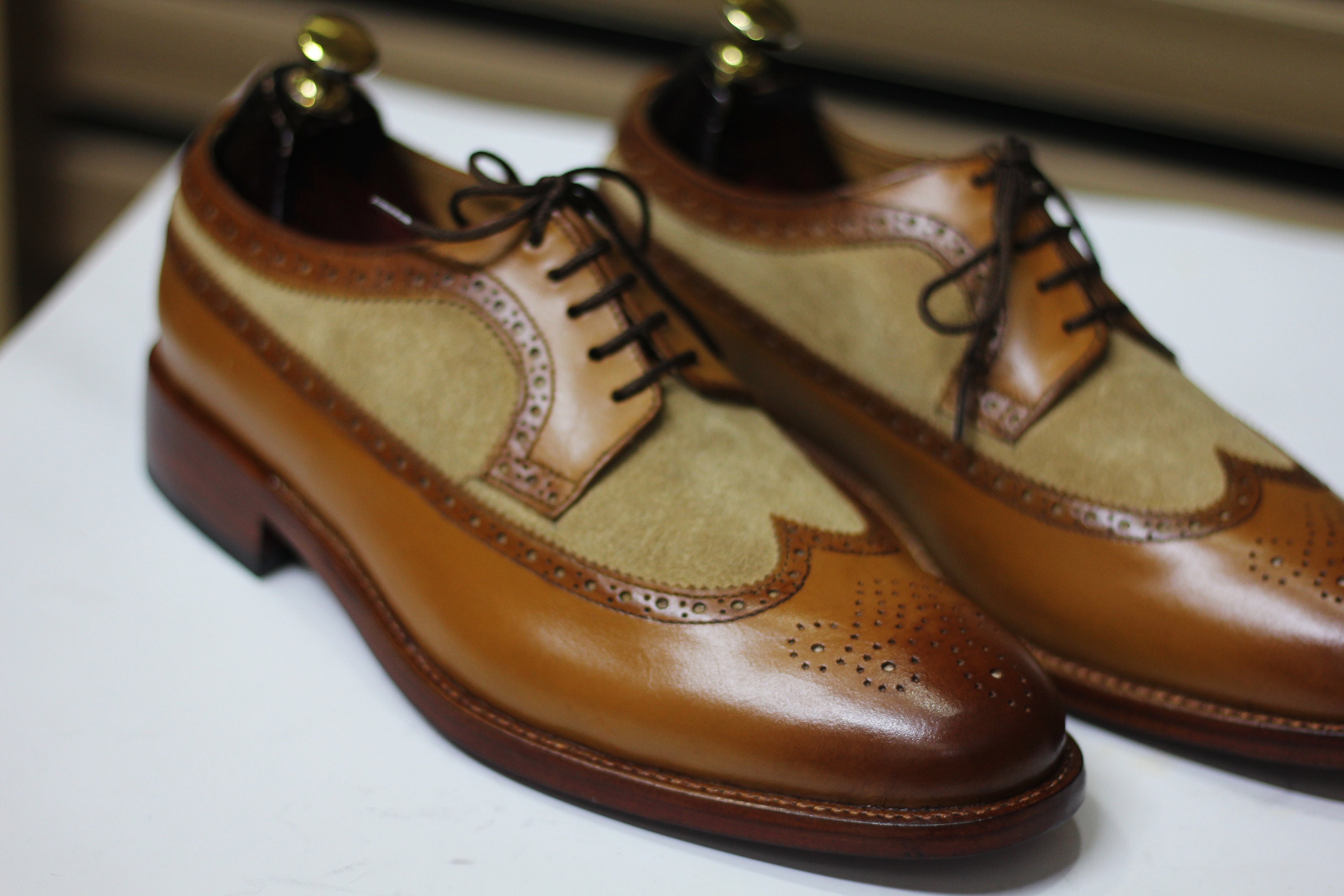 Brogues Tan Leather Wingtip Brogues - Handmade Men Suede Two Tone Spectator ...