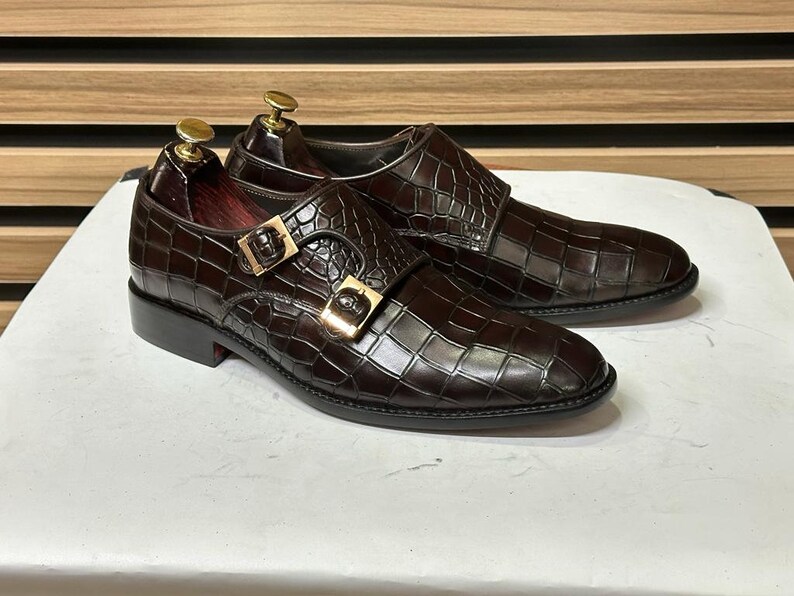 Experience Refinement: Handmade Brown Leather Alligator Texture Double Monk Shoes for Men