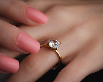 Luxurious CZ Diamond Solitaire Ring, Dainty Solitaire CZ Diamond, Natural Zirconium Ring, Dainty Gemstone Ring, Elegant Cubic Zirconia Ring