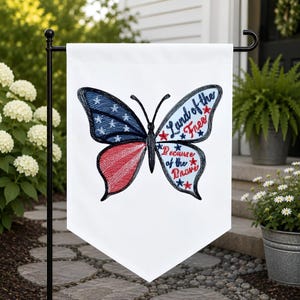 Vaterländischer Schmetterling Stickerei Design Land of the Free USA Flagge Muster Happy In anschließende Unabhängigkeitstag