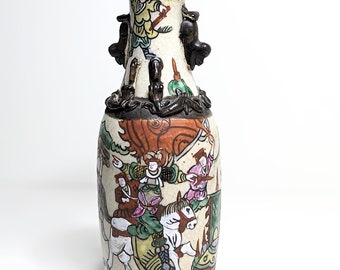 Pre 1890 antique Nankin vase