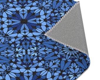 Chic Geometric Mandala Rug in Blue and Black – Modern Rectangular Carpet