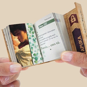 Poesía eres tú, Gustavo Adolfo Bécquer. Mini libro en español HECHO A MANO en corcho natural. Libro miniatura: regalo romántico literario.