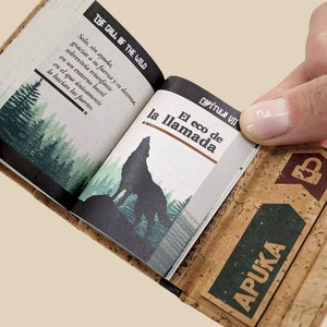 The Call of the Wild, Jack London. Mini book in Spanish, HANDMADE in cork. Miniature book: original and minimalist literary gift.