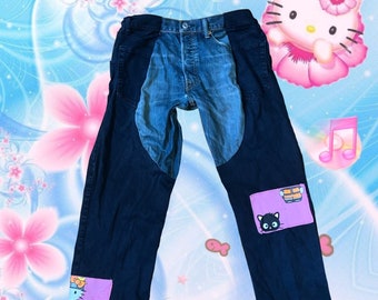 Kwai/dark Hello Kitty pants